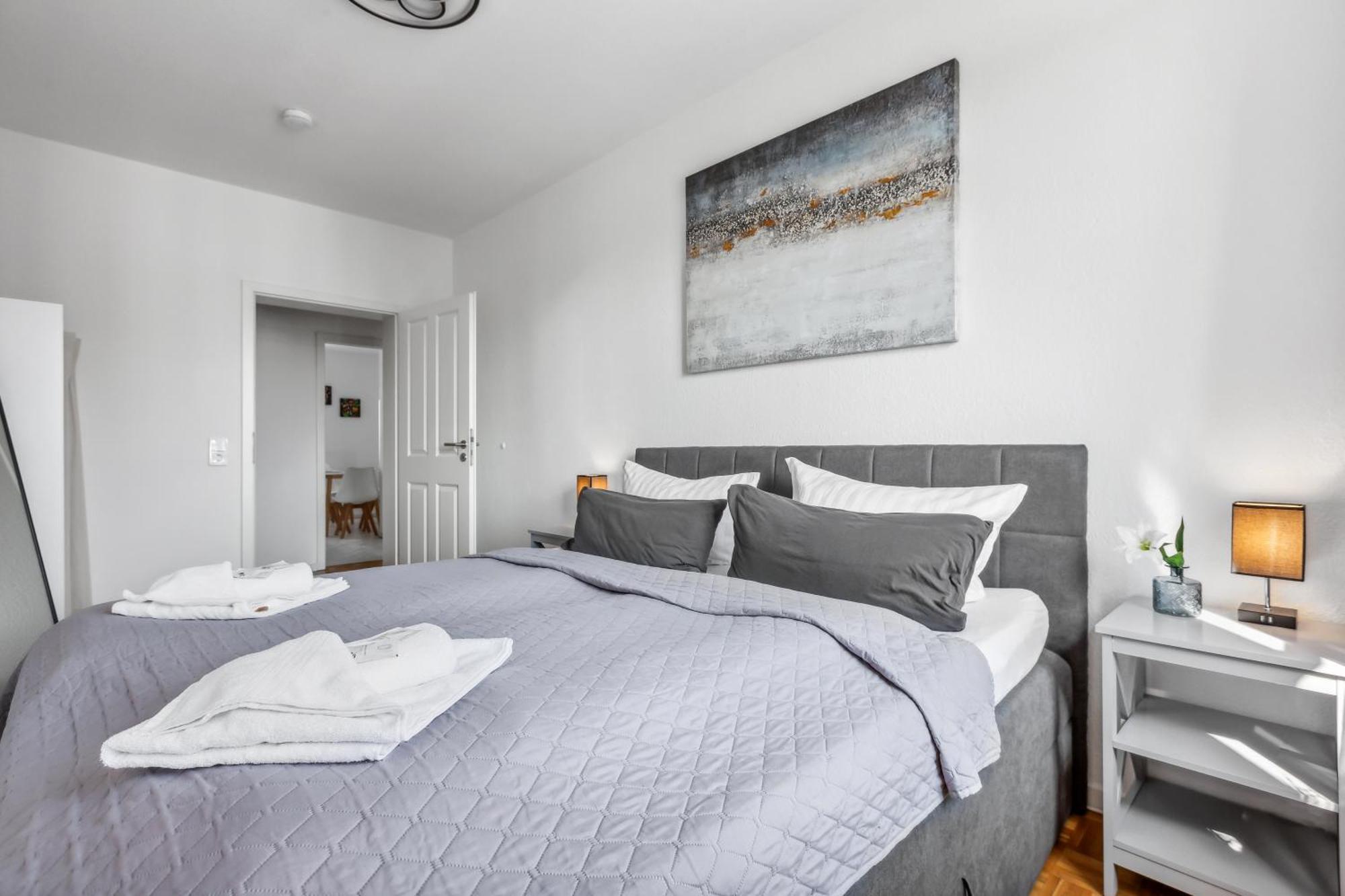 JeyFL Apartments: Zentral - stilvoll - komfortabel Magdeburg Eksteriør bilde