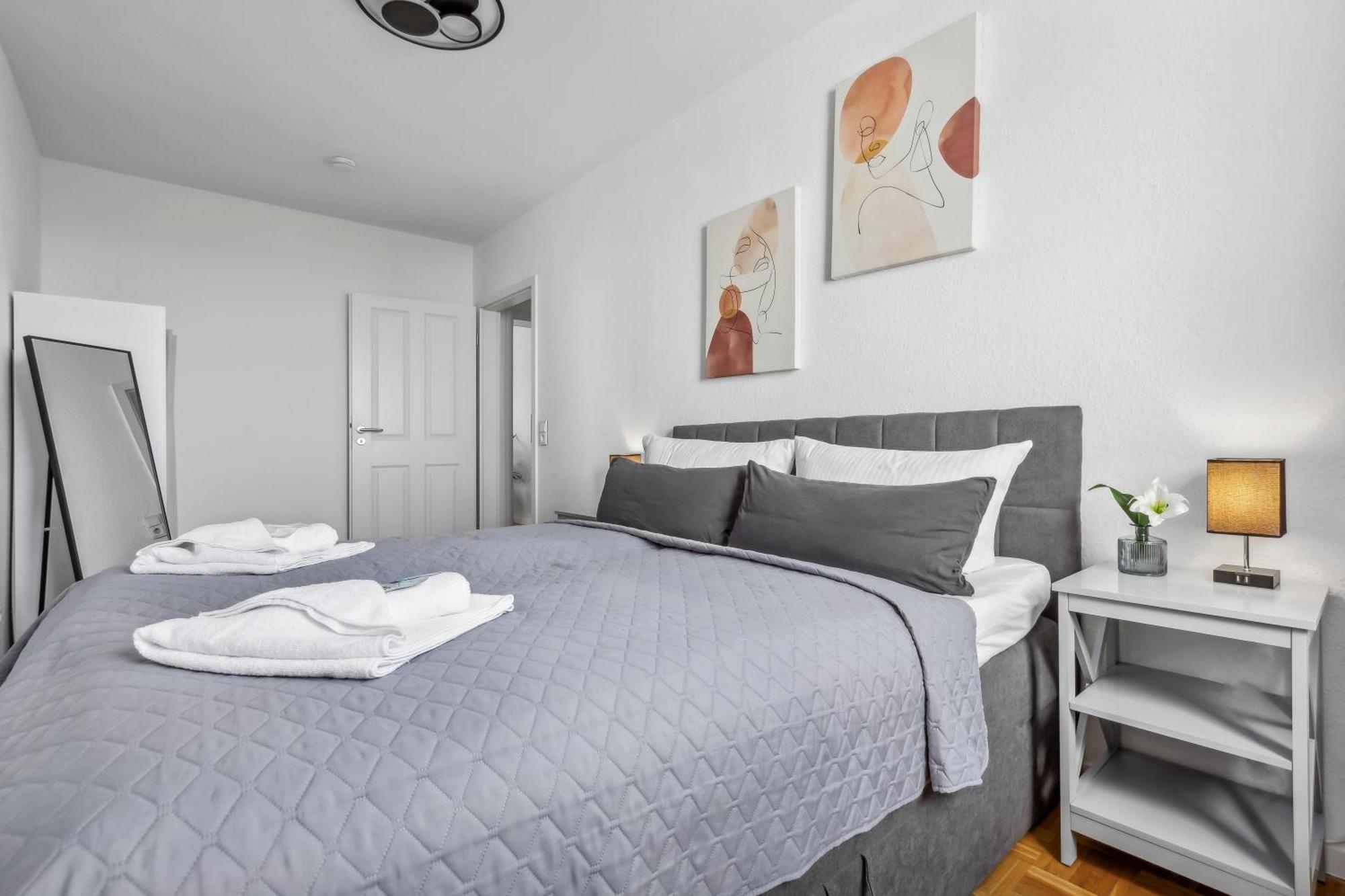 JeyFL Apartments: Zentral - stilvoll - komfortabel Magdeburg Eksteriør bilde