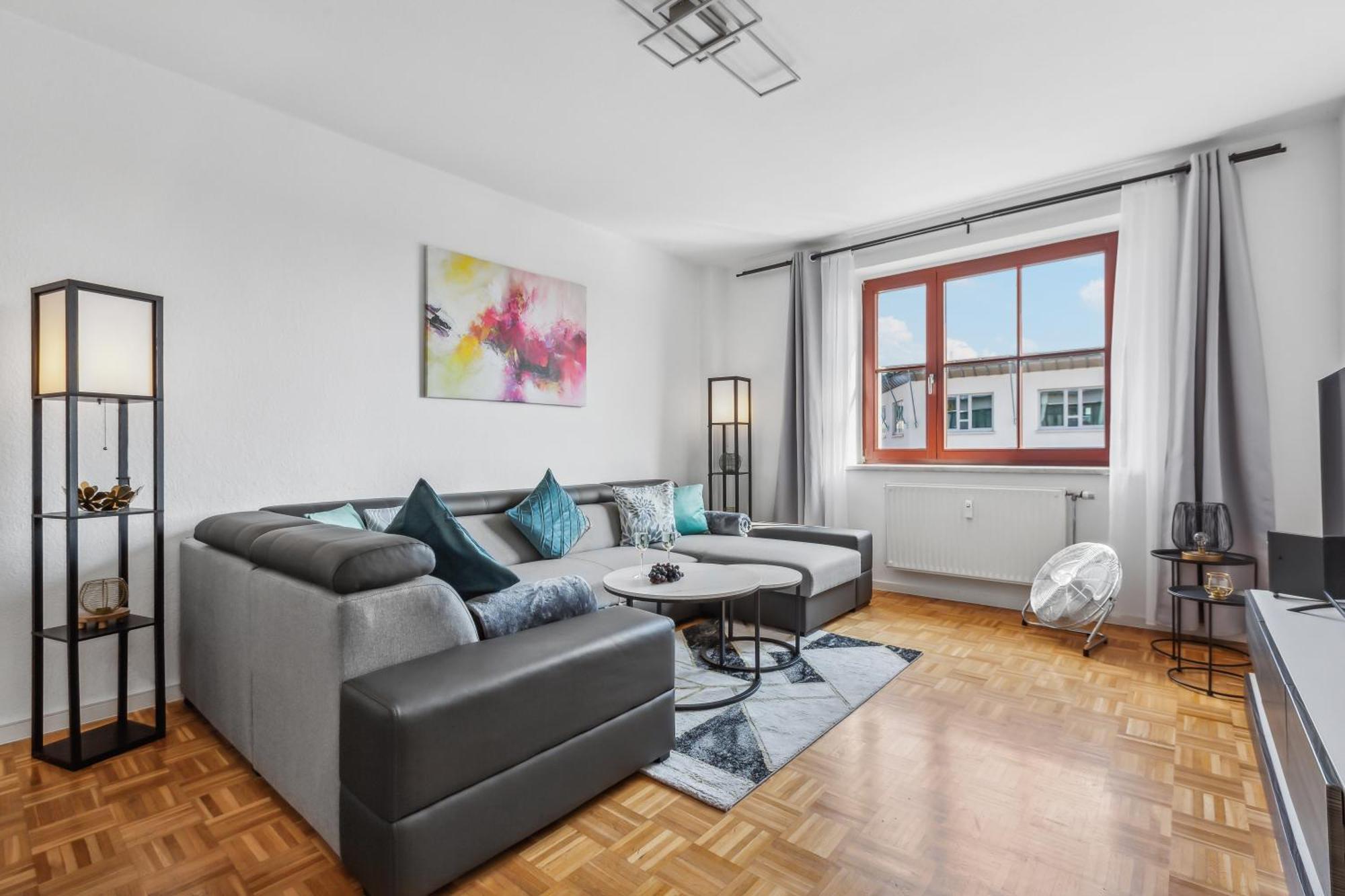 JeyFL Apartments: Zentral - stilvoll - komfortabel Magdeburg Eksteriør bilde